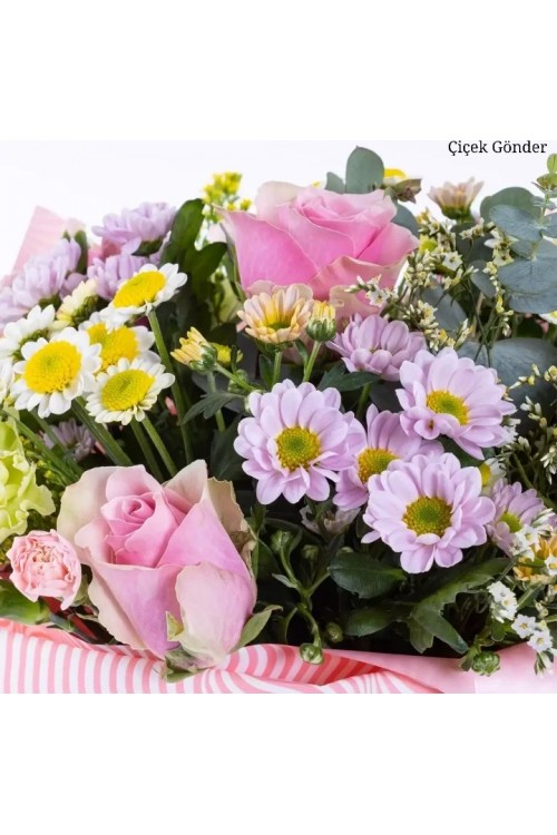 Gül, Papatya ve Karanfil Çiçek Buketi